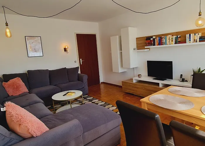 Gaestehaus Seeblick * ランゲナルゲン